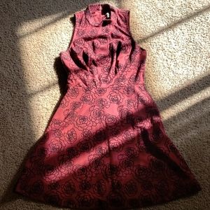 Maroon floral sleeveless dress